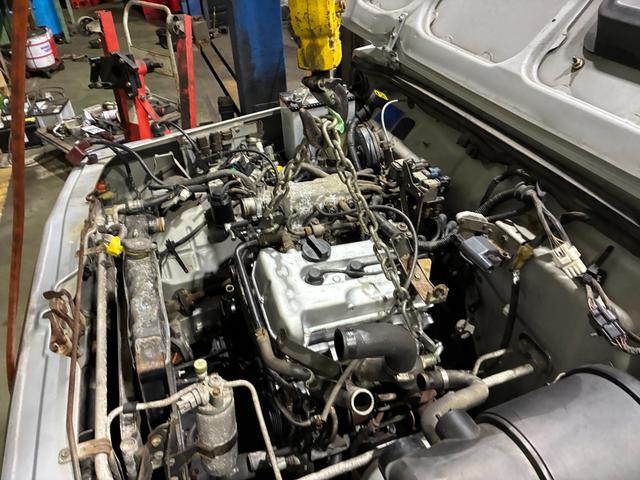 ジムニー ワイルドウインド　４ＷＤ　オートマ　エアコン　パワステ　ルーフキャリア　フォグランプ（41枚目）