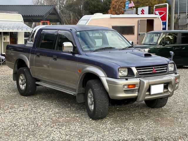 ストラーダ ベースグレード　ピックアップトラック　ロールバー　エアコン　パワステ　パワーウィンド（5枚目）