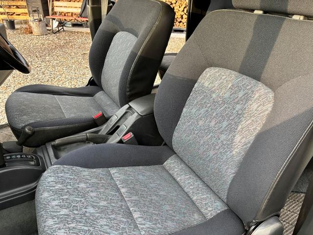 ストラーダ ベースグレード　ピックアップトラック　ロールバー　エアコン　パワステ　パワーウィンド（13枚目）