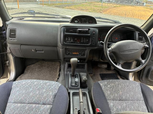 ストラーダ ベースグレード　ピックアップトラック　ロールバー　エアコン　パワステ　パワーウィンド（15枚目）