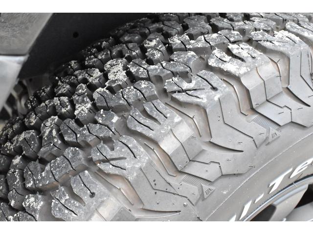 VXリミテッド 4WD 角目4灯 全塗装済 2インチアップ ランチョダンパー 1ナンバー登録 センターデフロック ギブソンマフラー 16アルミ フルセグTV Bluetooth Audio(47枚目)