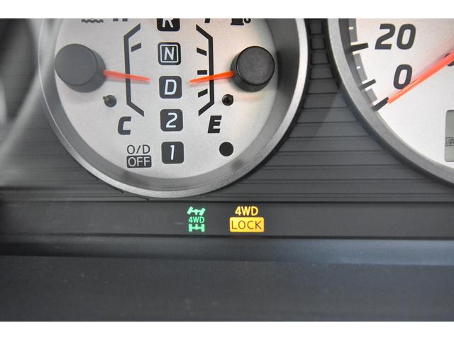 Xt 4WD ワンオーナー キーレス HID HDDナビ フルセグTV Bluetoothオーディオ(26枚目)