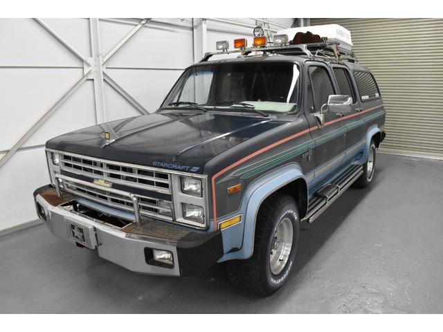 シボレーサバーバン 　５．７　４ＷＤ　シルバラード　スタークラフト　新車並行輸入　走行２８３２９ｍｉ　エアコン　パワーステアリング　パワーウインドウ（15枚目）