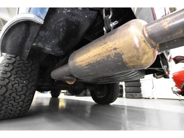 シボレーサバーバン 　５．７　４ＷＤ　シルバラード　スタークラフト　新車並行輸入　走行２８３２９ｍｉ　エアコン　パワーステアリング　パワーウインドウ（31枚目）