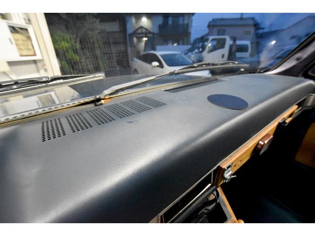 シボレーサバーバン 　５．７　４ＷＤ　シルバラード　スタークラフト　新車並行輸入　走行２８３２９ｍｉ　エアコン　パワーステアリング　パワーウインドウ（51枚目）