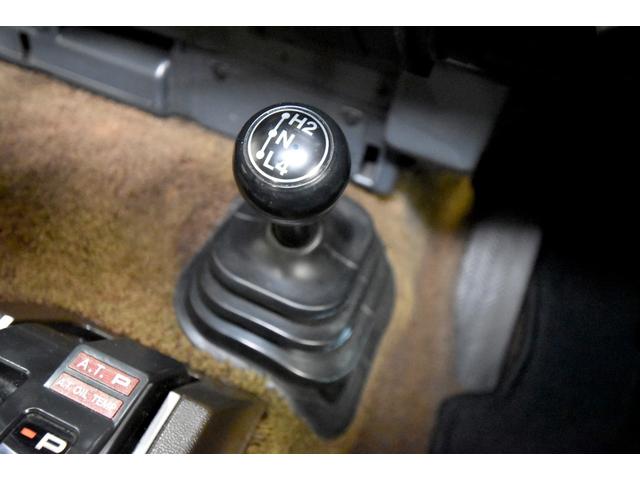 ランドクルーザー６０ ＶＸ　ガソリン車　ルーフ換装　ナローボディ仕様　丸目換装　リフトアップ公認済み　ヒッチメンバー　シートカバー　ＥＴＣ　フルセグナビ（15枚目）
