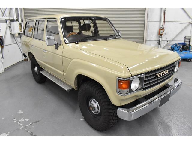 ランドクルーザー６０ ＶＸ　ガソリン車　ルーフ換装　ナローボディ仕様　丸目換装　リフトアップ公認済み　ヒッチメンバー　シートカバー　ＥＴＣ　フルセグナビ（41枚目）