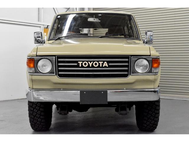 ランドクルーザー６０ ＶＸ　ガソリン車　ルーフ換装　ナローボディ仕様　丸目換装　リフトアップ公認済み　ヒッチメンバー　シートカバー　ＥＴＣ　フルセグナビ（42枚目）