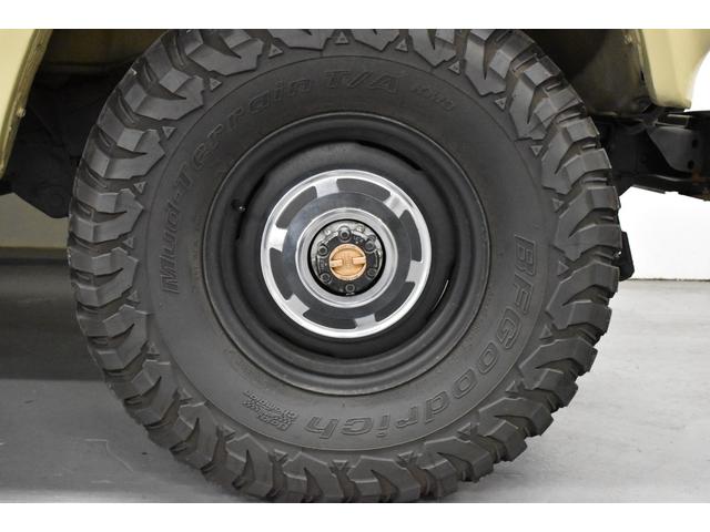 ランドクルーザー６０ ＶＸ　ガソリン車　ルーフ換装　ナローボディ仕様　丸目換装　リフトアップ公認済み　ヒッチメンバー　シートカバー　ＥＴＣ　フルセグナビ（62枚目）