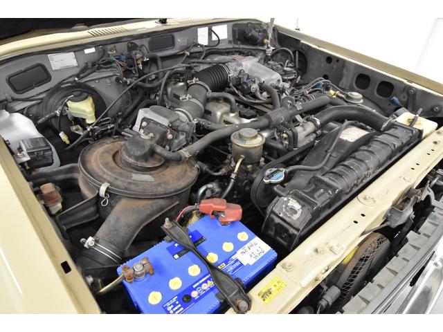 ランドクルーザー６０ ＶＸ　ガソリン車　ルーフ換装　ナローボディ仕様　丸目換装　リフトアップ公認済み　ヒッチメンバー　シートカバー　ＥＴＣ　フルセグナビ（66枚目）