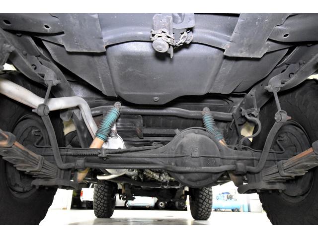 ランドクルーザー６０ ＶＸ　ガソリン車　ルーフ換装　ナローボディ仕様　丸目換装　リフトアップ公認済み　ヒッチメンバー　シートカバー　ＥＴＣ　フルセグナビ（70枚目）