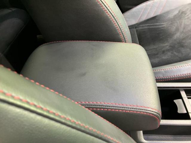 レヴォーグ 4WD2.0STIスポーツアイサイトブラックセレクション 新品タイヤ/保証書/純正 8インチ SDナビ/デジタルインナーミラー/アイサイト/シートヒーター 前席/車線逸脱防止支援システム/シート ハーフレザー/ドライブレコーダー 社外 衝突被害軽減システム(32枚目)