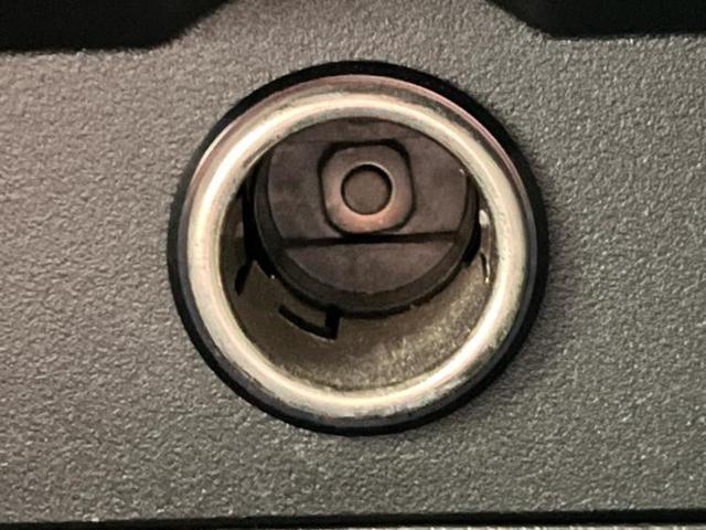 レヴォーグ 4WD2.0STIスポーツアイサイトブラックセレクション 新品タイヤ/保証書/純正 8インチ SDナビ/デジタルインナーミラー/アイサイト/シートヒーター 前席/車線逸脱防止支援システム/シート ハーフレザー/ドライブレコーダー 社外 衝突被害軽減システム(38枚目)