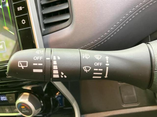 セレナ eパワーハイウェイスターV 保証書/純正 9インチ SDナビ/衝突安全装置/両側電動スライドドア/車線逸脱防止支援システム/ヘッドランプ LED/ETC/EBD付ABS/横滑り防止装置/アイドリングストップ/フルセグTV(17枚目)