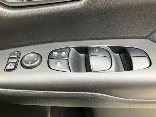 セレナ eパワーハイウェイスターV 保証書/純正 9インチ SDナビ/衝突安全装置/両側電動スライドドア/車線逸脱防止支援システム/ヘッドランプ LED/ETC/EBD付ABS/横滑り防止装置/アイドリングストップ/フルセグTV(40枚目)