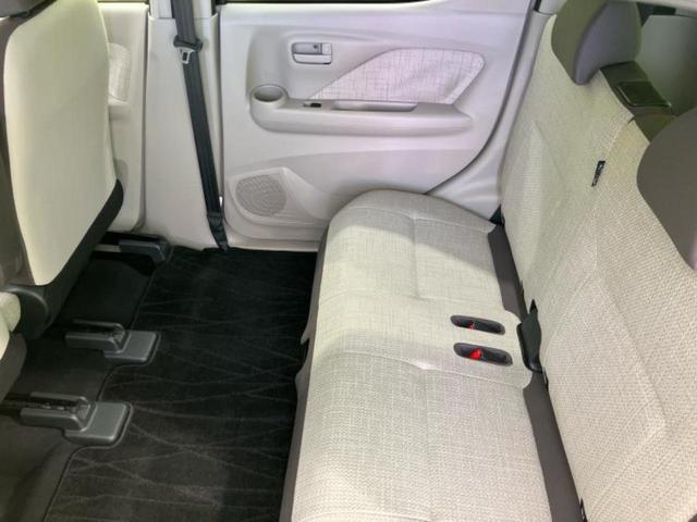 デイズ Ｓ　新品タイヤ／保証書／社外　メモリーナビ／エマージェンシーブレーキ／Ｂｌｕｅｔｏｏｔｈ接続／ＥＢＤ付ＡＢＳ／横滑り防止装置／アイドリングストップ／フルセグＴＶ／ＤＶＤ／エアバッグ　サイド　ＤＶＤ再生（8枚目）