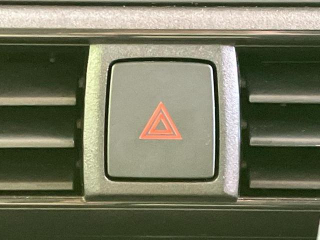 デイズ Ｓ　新品タイヤ／保証書／社外　メモリーナビ／エマージェンシーブレーキ／Ｂｌｕｅｔｏｏｔｈ接続／ＥＢＤ付ＡＢＳ／横滑り防止装置／アイドリングストップ／フルセグＴＶ／ＤＶＤ／エアバッグ　サイド　ＤＶＤ再生（18枚目）