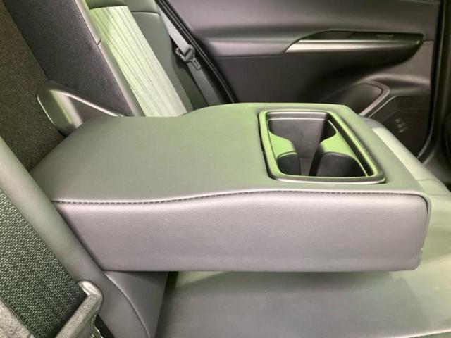 ハリアーハイブリッド Ｚ　新品タイヤ／ＪＢＬ／純正　１１．６インチ　ＳＤナビ／デジタルインナーミラー／衝突安全装置／車線逸脱防止支援システム／シート　ハーフレザー／電動バックドア／ヘッドランプ　ＬＥＤ／ＥＴＣ　バックカメラ（33枚目）