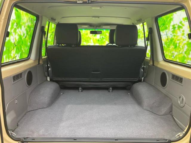 ランドクルーザー70 4WDバン 新品タイヤ/保証書/ABS/エアバッグ 運転席/エアバッグ 助手席/アルミホイール 純正 16インチ/パワーウインドウ/キーレスエントリー/パワーステアリング/盗難防止システム/ワンオーナー 4WD(19枚目)