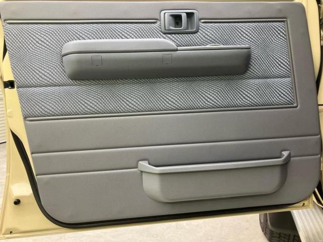 ランドクルーザー70 4WDバン 新品タイヤ/保証書/ABS/エアバッグ 運転席/エアバッグ 助手席/アルミホイール 純正 16インチ/パワーウインドウ/キーレスエントリー/パワーステアリング/盗難防止システム/ワンオーナー 4WD(22枚目)
