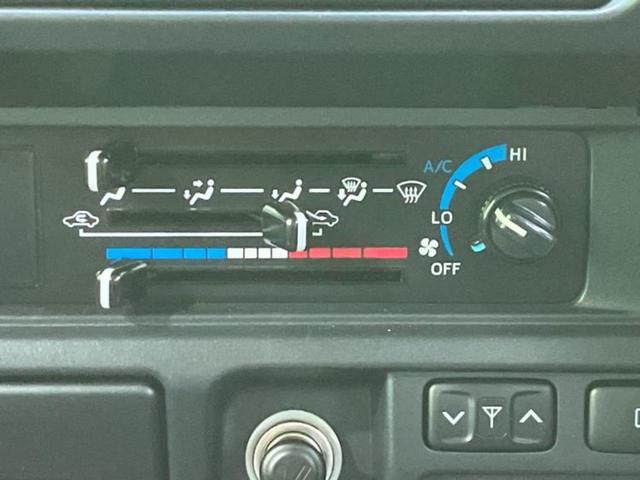 ランドクルーザー70 4WDバン 新品タイヤ/保証書/ABS/エアバッグ 運転席/エアバッグ 助手席/アルミホイール 純正 16インチ/パワーウインドウ/キーレスエントリー/パワーステアリング/盗難防止システム/ワンオーナー 4WD(25枚目)