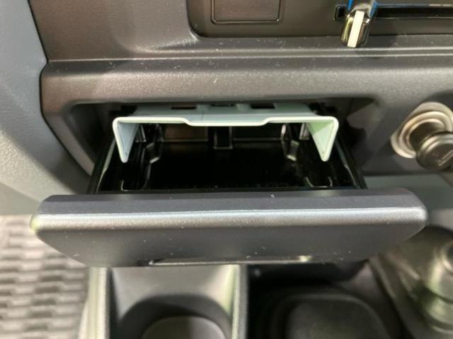 ランドクルーザー70 4WDバン 新品タイヤ/保証書/ABS/エアバッグ 運転席/エアバッグ 助手席/アルミホイール 純正 16インチ/パワーウインドウ/キーレスエントリー/パワーステアリング/盗難防止システム/ワンオーナー 4WD(29枚目)