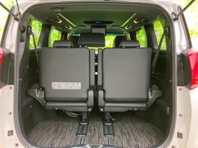 アルファード Sタイプゴールド 新品タイヤ/保証書/ディスプレイオーディオ+ナビ8インチ/フリップダウンモニター 純正 12.1インチ/トヨタセーフティセンス/両側電動スライドドア/車線逸脱防止支援システム 衝突被害軽減システム(19枚目)