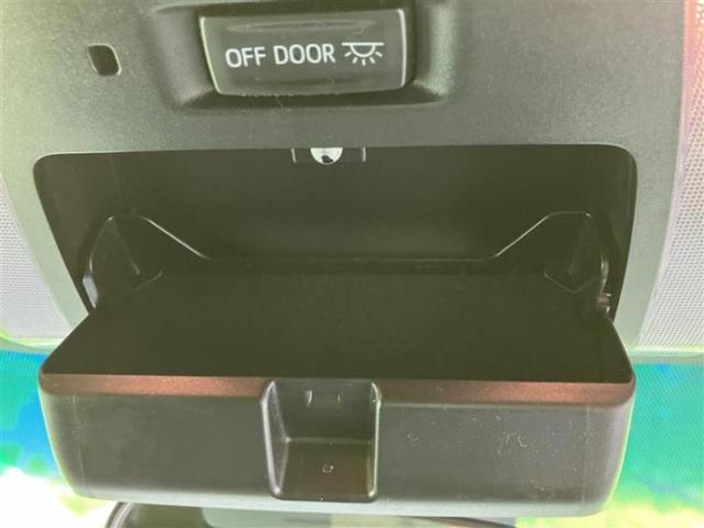 アルファード Sタイプゴールド 新品タイヤ/保証書/ディスプレイオーディオ+ナビ8インチ/フリップダウンモニター 純正 12.1インチ/トヨタセーフティセンス/両側電動スライドドア/車線逸脱防止支援システム 衝突被害軽減システム(35枚目)