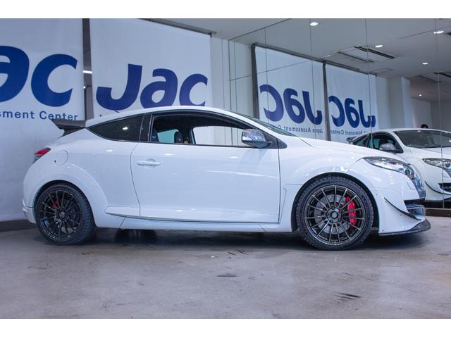 メガーヌ ルノー スポール ユーザー様直接仕入れ・KW車高調・Wedsホイール・コバルトフロントアンダースポイラー・キャロルカナード&リアスポイラー・HPIエアクリーナー・ブレンボキャリパー・レカロシート・黄色メーター(7枚目)