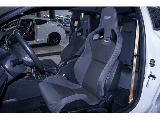 メガーヌ ルノー スポール ユーザー様直接仕入れ・KW車高調・Wedsホイール・コバルトフロントアンダースポイラー・キャロルカナード&リアスポイラー・HPIエアクリーナー・ブレンボキャリパー・レカロシート・黄色メーター(34枚目)