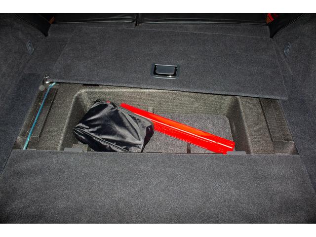 レヴォーグ 1.6GTアイサイト STIスポーツルック・STIフルエアロ・ブラックLEDヘッドライト・エンケイPF03・アドバンスドセーフティPKG・革調シートカバー・パワーシート・パナソニックナビ・フルセグTV・BTオーディオ(31枚目)