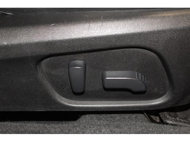 レヴォーグ 1.6GTアイサイト STIスポーツルック・STIフルエアロ・ブラックLEDヘッドライト・エンケイPF03・アドバンスドセーフティPKG・革調シートカバー・パワーシート・パナソニックナビ・フルセグTV・BTオーディオ(39枚目)