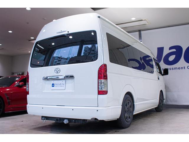 ハイエースコミューター スーパーロングＧＬ　１０人乗り・３ナンバー登録・ディーゼル・ベッドキット・フローリング調・ヒッチメンバー・全方位カメラ・デジタルインナーミラー・アルパインナビ・フルセグＴＶ・ＢＴオーディオ（8枚目）