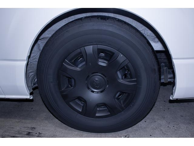 ハイエースコミューター スーパーロングＧＬ　１０人乗り・３ナンバー登録・ディーゼル・ベッドキット・フローリング調・ヒッチメンバー・全方位カメラ・デジタルインナーミラー・アルパインナビ・フルセグＴＶ・ＢＴオーディオ（13枚目）