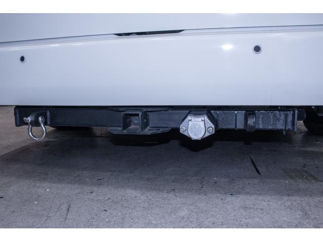 ハイエースコミューター スーパーロングＧＬ　１０人乗り・３ナンバー登録・ディーゼル・ベッドキット・フローリング調・ヒッチメンバー・全方位カメラ・デジタルインナーミラー・アルパインナビ・フルセグＴＶ・ＢＴオーディオ（19枚目）