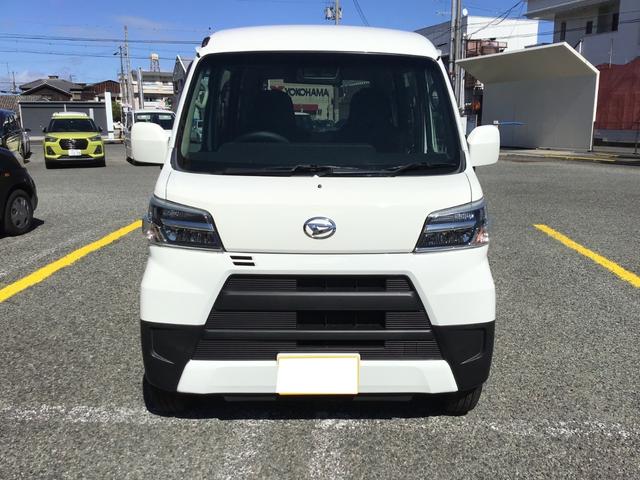 ハイゼットカーゴ クルーズＳＡＩＩＩ　５速ミッション車　２ＷＤ　純正ＬＥＤヘッドライト　純正ナビフルセグＴＶ　バックカメラ　ＥＴＣ（2枚目）