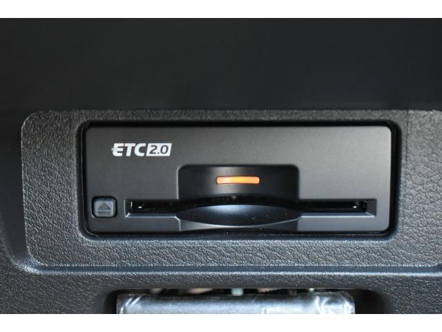 オーラ Ｇ　レザーエディション　純正９インチナビ　ＥＴＣ２．０　ＳＯＳコール　ＢＯＳＥサウンドシステム　プロパイロット　ワイヤレス充電　本革シート　ＡＶＭ　インテリルームミラー　ＬＥＤヘッド　エマブレ　コーナーセンサー　踏み間違い（15枚目）