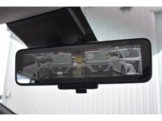 リーフ ｅ＋　Ｘ　１オーナー　純正９ナビ　フルセグ　ＥＴＣ２．０　前後ドラレコ　プロパイ　アラウンドモニター　インテリミラー　ＬＥＤヘッド　シート／ハンドルヒーターコーナーセンサー　踏み間違い　ＢＳＷ　ＢＳＩ　ＲＣＴＡ（11枚目）