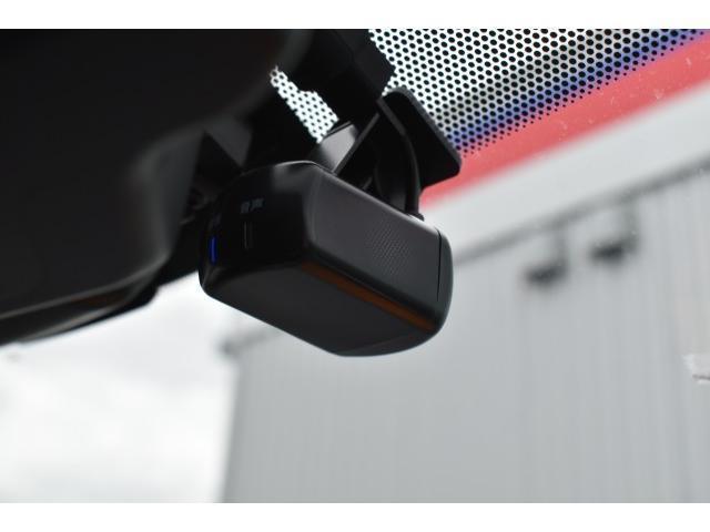 リーフ ｅ＋　Ｇ　純正９インチナビ　フルセグＴＶ　プロパイロット　前後ドラレコ　ＥＴＣ２．０　ＢＯＳＥサウンド　アラウンドビューモニター　インテリルームミラー　本革シート　寒冷地　シート／ハンドルヒーター　ＬＥＤヘッド（11枚目）