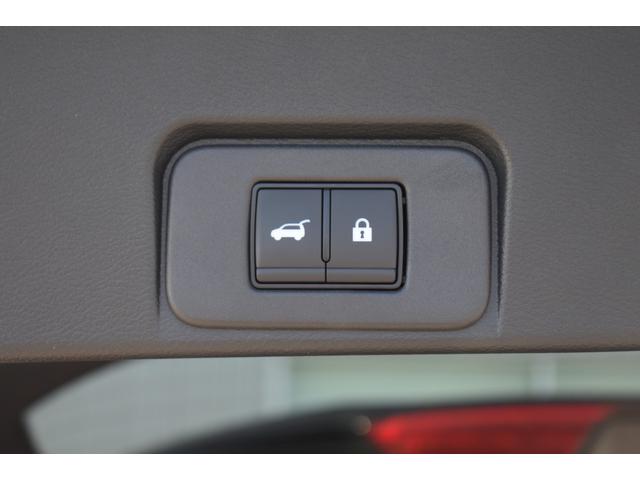 エクストレイル Ｇ　ｅ－４ＯＲＣＥ　弊社試乗車　ガラスルーフ　ＢＯＳＥ　ナッパ革　アダクティブＬＥＤ　ルーフレール　純１２．３ナビ　プロパイ　ＡＶＭ　ワイヤレス充電　ＨＤＭＩ　　ＥＴＣ２．０　シート／ハンドルヒーター　オートバックドア（23枚目）