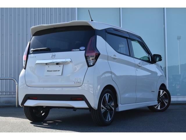 デイズ ハイウェイスター　Ｇターボ　１オナ　純９インチナビ　フルセグＴＶ　ＥＴＣ　アラウンドビューモニター　ＬＥＤヘッド　フォグランプ　エマブレ　踏み間違い　コーナーセンサー　インテリキー（5枚目）
