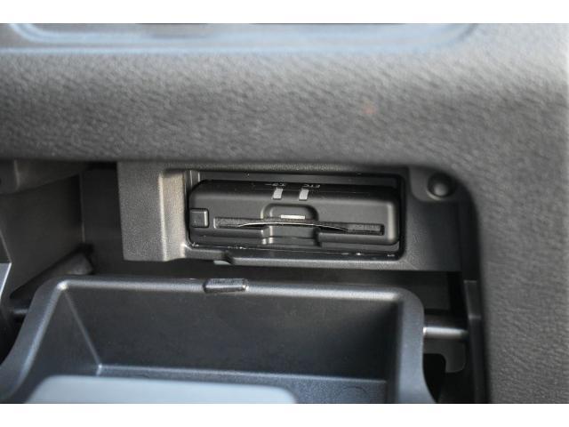 セレナ ｅ－パワー　ハイウェイスターＶ　１オナ　純１０ナビ　ＴＶ　前後ドラレコ　プロパイ　ＡＶＭ　インテリミラー　両オートスライド　ＬＥＤヘッド　寒冷地　シート／ハンドルヒーター　セーフティパックＡ　エマブレ　コーナーセンサー　踏み間違い（15枚目）