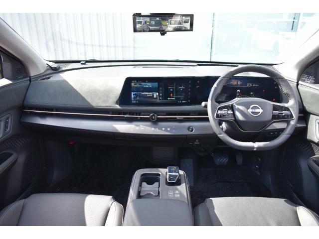 アリア Ｂ９　ｅ－４ＯＲＣＥ　プレミア　１オナ　純１２．３ナビ　ＴＶ　ガラスルーフ　ＢＯＳＥ　プロパイ２．０　　前後ドラレコ　黒革　ＥＴＣ２．０　シート／ハンドルヒーター　オートバックドア　プロパイリモートパーキング　純正２０ｉｎＡＷ（6枚目）