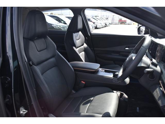 アリア Ｂ９　ｅ－４ＯＲＣＥ　プレミア　１オナ　純１２．３ナビ　ＴＶ　ガラスルーフ　ＢＯＳＥ　プロパイ２．０　　前後ドラレコ　黒革　ＥＴＣ２．０　シート／ハンドルヒーター　オートバックドア　プロパイリモートパーキング　純正２０ｉｎＡＷ（28枚目）