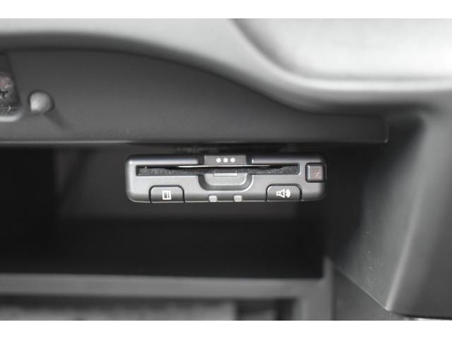 ノート X DIG-S Vセレクション+セーフティ 純正ナビ フルセグTV アラウンドビューモニター ETC 社外アルミホイール エマージェンシーブレーキ コーナーセンサー 踏み間違い防止 インテリキー(8枚目)