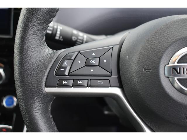 セレナ ｅ－パワー　ハイウェイスターＶ　１オナ　純１０ナビ　ＥＴＣ２．０　前後ドラレコ　プロパイ　アラモニ　インテリミラー　両オートＳ　ＬＥＤヘッド　寒冷地　シート／ハンドルヒーター　デュアルＡＣ　パックＡ　　コーナーセンサー　踏み間違い（10枚目）