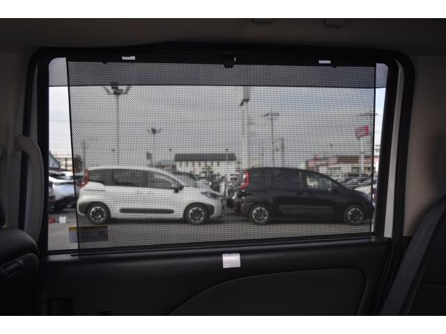 セレナ ｅ－パワー　ハイウェイスターＶ　１オナ　純１０ナビ　ＥＴＣ２．０　前後ドラレコ　プロパイ　アラモニ　インテリミラー　両オートＳ　ＬＥＤヘッド　寒冷地　シート／ハンドルヒーター　デュアルＡＣ　パックＡ　　コーナーセンサー　踏み間違い（19枚目）