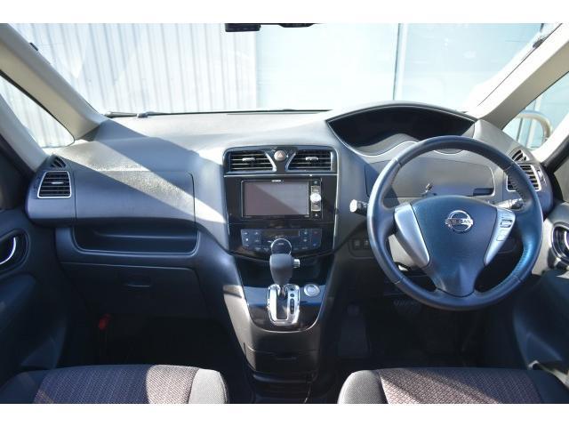 セレナ ハイウェイスター　Ｖセレ＋セーフティ　ＳＨＶ　Ａセフ　ワンオーナー　メモリーナビ　フルセグＴＶ　前後ドラレコ　ＥＴＣ　アラモニ　クルコン　両オートＳ　ＬＥＤヘッド　エマブレ　コーナーセンサー　踏み間違い防止　インテリキー（6枚目）