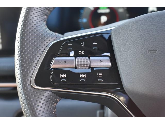 アリア Ｂ９　ｅ－４ＯＲＣＥ　プレミア　１オナ　純１２．３ナビ　ガラスルーフ　ＢＯＳＥ　ナッパ革　プロパイ２．０　前後ドラレコ　ＥＴＣ２．０　　インテリミラー　寒冷地　クリアビュー　ＬＥＤヘッド　オートバックドア　プロパイリモートパーキング（12枚目）