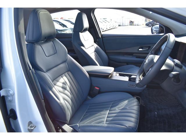 アリア Ｂ９　ｅ－４ＯＲＣＥ　プレミア　１オナ　純１２．３ナビ　ガラスルーフ　ＢＯＳＥ　ナッパ革　プロパイ２．０　前後ドラレコ　ＥＴＣ２．０　　インテリミラー　寒冷地　クリアビュー　ＬＥＤヘッド　オートバックドア　プロパイリモートパーキング（25枚目）